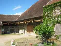 Une ferme typique à Ounans